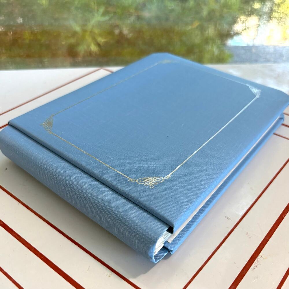 Creative Memories Blue Scrapbook Album Small Blank Memory Book 6x8